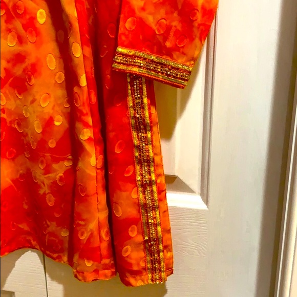 Beautiful Indian Top - Picture 3 of 6